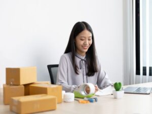 The Impact of E-commerce on the Demand for Shipping Jobs