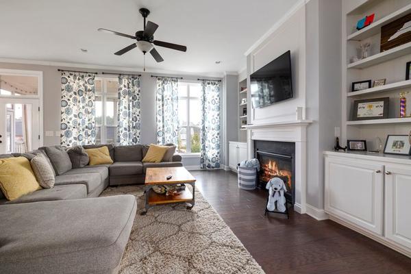 creating conversation areas in large living rooms