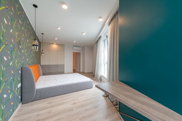 how to hang curtains to make ceilings look higher
