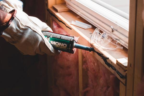 how to seal air leaks around windows